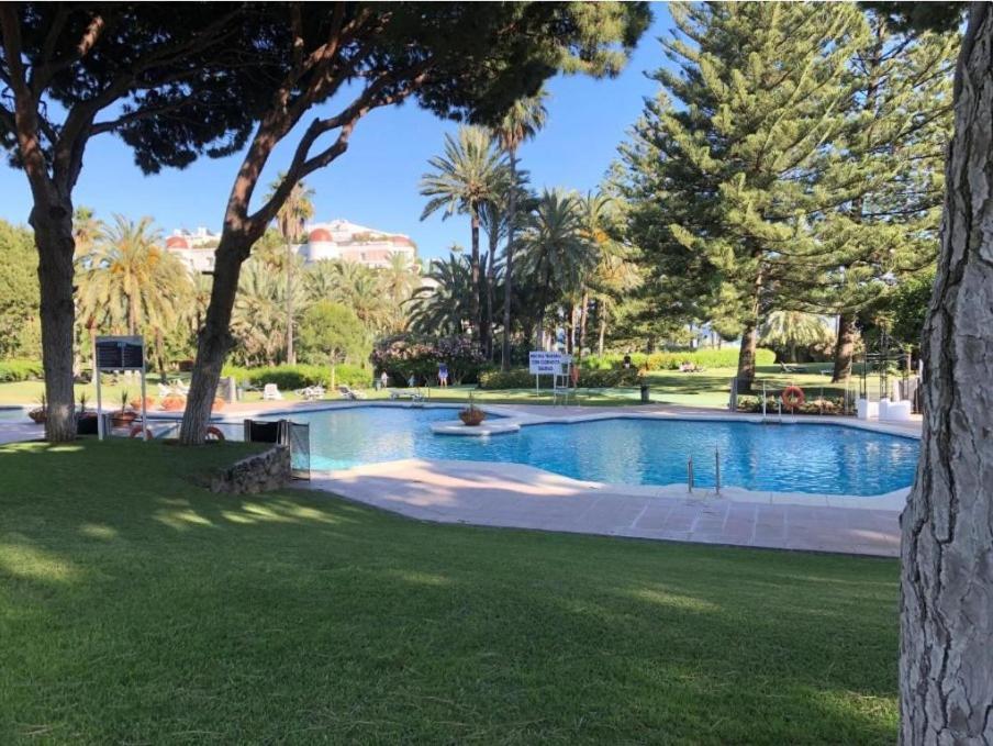 Playa Del Duque Apartment Ocean Club 1 Marbella Esterno foto